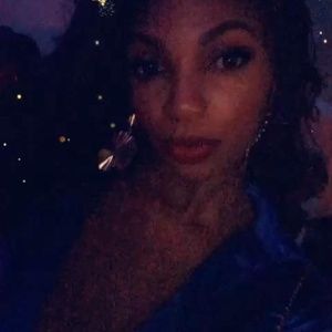 Meet your Posher, Kendra